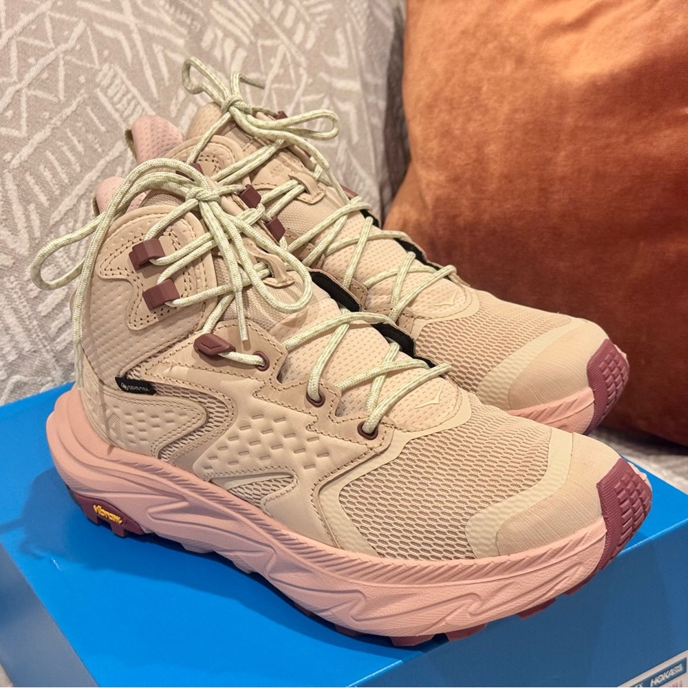 NEW Hoka Anacapa 2 Mid GTX Women’s US 8.5B Oak Rose Latte Hiking Boots Shoes